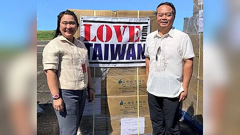 LOOK: On November 22, Taipei Economic and Cultural Office (TECO) Rep. Wallace Chow donated relief supplies to the Philippines, received by H.E. Cheloy E. Velicaria-Garafil on behalf of the Philippine government.