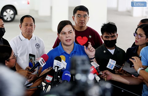 Vice President Sara Duterte holds a press conference at Veterans Memorial Medical Center (VMMC) on Tuesday, 26 November 2024, addressing media inquiries to clarify her statement on a recent threat, which she said was taken out of logical context.
Duterte also confirmed that two of her staff members are currently confined at the hospital. On the same day, the NBI issued subpoenas to her office in Mandaluyong City.