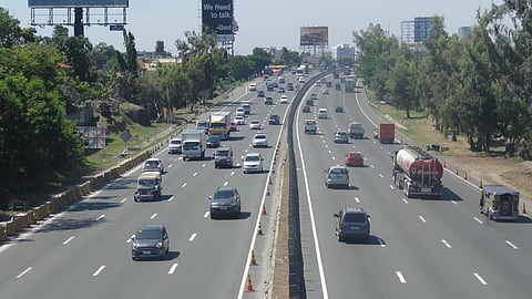 South Luzon Expressway (SLEX)