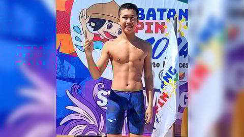 TJ Amaro turns the Batang Pinoy in flames after breaking the record in the 16-17 boys’ 50-meter freestyle in Puerto Princesa.