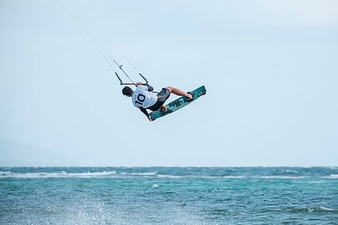Some of the world’s top kiteboarders are gearing up to dazzle fans with their breathtaking stunts in the ICTSI Philippine Kiteboarding Tour on Friday at Surf City Borongan.