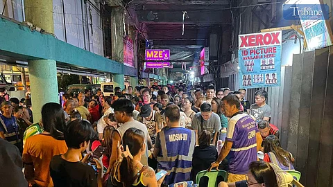 Manila social welfare department assists residents after fifth-alarm fire in Sta. Cruz