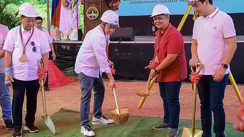 SHFC President & CEO Federico Laxa and Los Baños Mayor Genuino lead the groundbreaking of Bagong Los Baños Residences.