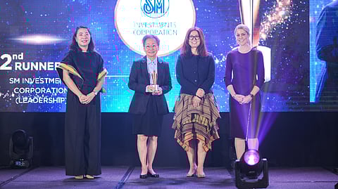 Receiving the award for SM Investments is Elizabeth Anne ‘Lizanne’ Uychaco (second from left), executive vice president-Corporate Services, chief risk officer and compliance officer, and SM Group diversity officer. With her are (from left) Antoinette Santos, program analyst, Gender Action Lab, UN Women Philippines; Australian Ambassador H.K. Yu and Amy Baume, UN Women Regional Office for Asia and the Pacific representative.