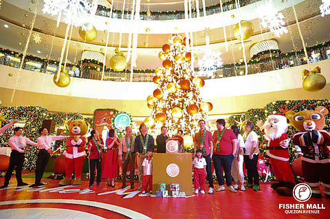 Fisher Mall Christmas tree.