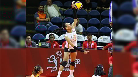 Tricia Tubu and the Farm Fresh Foxies fly high, posting a 25-24, 13-25, 25-21, 25-19 win over the Zus Coffee Thunderbelles in the PVL All-Filipino Conference on Thursday.
