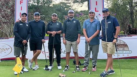 TEAM manager Paolo Cagalingan (right) beams with optimism over the title chances of Januarius Private Equity squad in the 74th Januarius Fil-Am Invitational in Baguio City. Also shown are Ayon Sanchez, Kirby Lachica, Ray Sangil, Terence Macatangay and Jet Mathay.