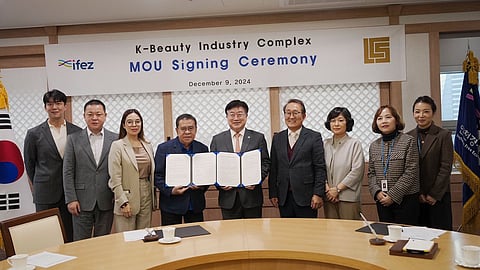 Chavit signs Korean deal, promotes jobs, training