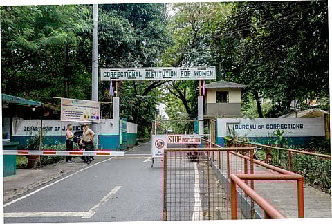 Tears of joy Droplets of rain shower the entrance of the Correctional Institution for Women on Tuesday, 17 December, where Mary Jane Veloso is set to be transferred today after being incarcerated in Indonesia for 14 years for alleged drug trafficking.