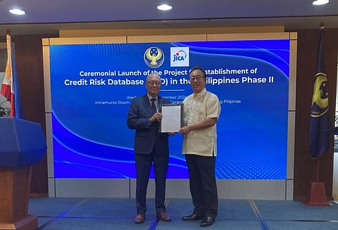 BSP Governor Remolona and JICA Philippines Chief Representative SAKAMOTO.