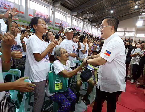 Senator Bong Go visited residents of Tuguegarao City on Thursday, 19 December 2024, to distribute food packs, vitamins, and sports equipment.