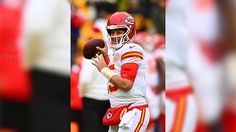 Patrick Mahomes throws one of his three touchdown passes that sparked Kansas City’s dominant 29-10 victory over the Pittsburgh Steelers in the NFL regular season on Wednesday.