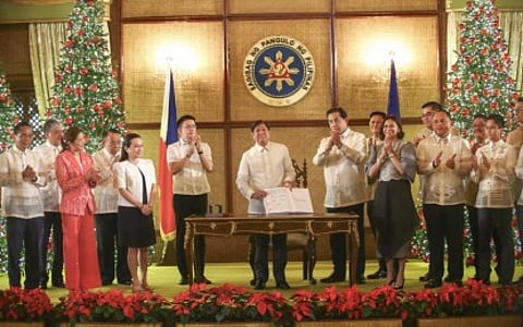 Marcos puts AKAP under ‘conditional implementation’