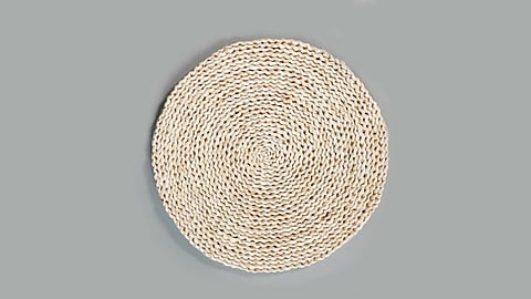 Braided Corn Husk Round Placemat.