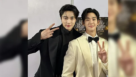 Byeon Woo Seok and Kim Soo Hyun backstage at Asia Artist Awards 2024.