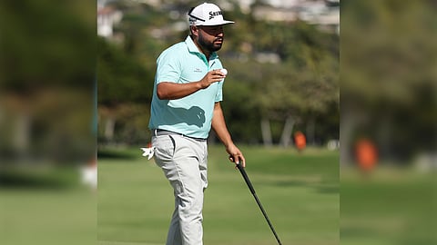 J.J. Spaun fires a five-under par 65 to grab a one-stroke lead heading into the final round of the US PGA Sony Open in Hawaii.