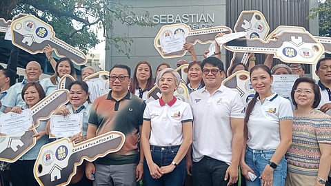 Manila housing projects open to all, says Lacuna