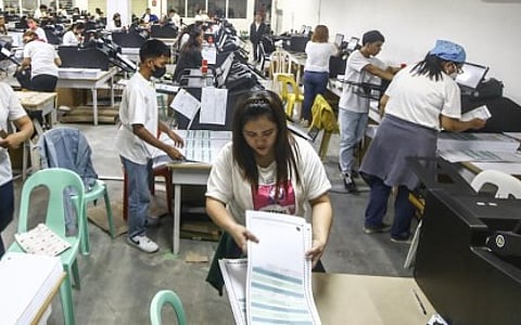 SC hold orders rain on Comelec