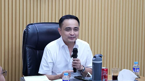Limay mayor acts on cemetery woes