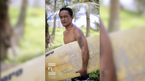 Borongan surfer