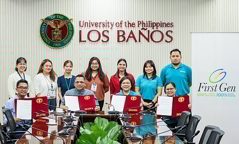 University of the Philippines Los Baños Chancellor Dr. Jose V. Camacho Jr. (second from left, seated) and First Gen vice president Shirley H. Cruz (third from left, seated) signed the MoA establishing the landmark partnership between UPLB and the Lopez-led clean energy company. UPLB Technology Transfer and Business Development Office director Emil John C. Cabrera (extreme left, seated) and First Gen senior manager Janice O. Dugan (extreme right, seated) served as witnesses to the MoA signing. Also in photo are other officials and employees of both UPLB and First Gen.