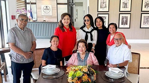 THE First Lady, Liza Araneta-Marcos (seated, left) meets the Asian Cultural Council board at the Pangarap Clubhouse in Malacañang Park on Thursday, 23 January.