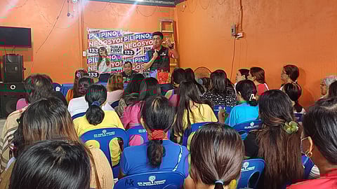 KAUNLAD Pinoy first nominee Choi Napoles, discusses the benefits of supporting micro and small enterprises in Baranggay Minuyan, San Jose del Monte, Bulacan.