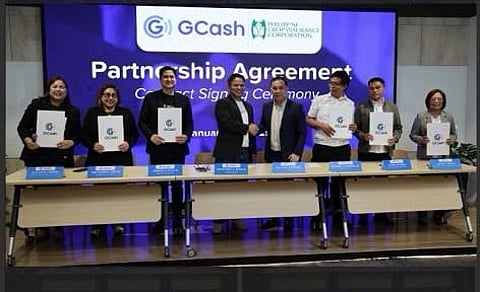 (L-R) GCash Public Sector- National Government Accounts Manager Alda Lou B. Cabrera, Public Senior Cluster Head Cleo Celeste C. Santos, Business Head Edgardo R. Layug Jr., President and CEO Oscar Enrico Reyes Jr., DA-PCIC President Atty. Jovy C. Bernabe, Senior Vice President Segundo H. Guerrero Jr., Support Services Group Vice President Allan E. Retamar, and Office of the Corporate Business Affairs Group Vice President Melba P. Manalo.