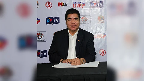 PBA commissioner Willie Marcial is dangling a handsome reward to the Commissioner’s Cup champion.