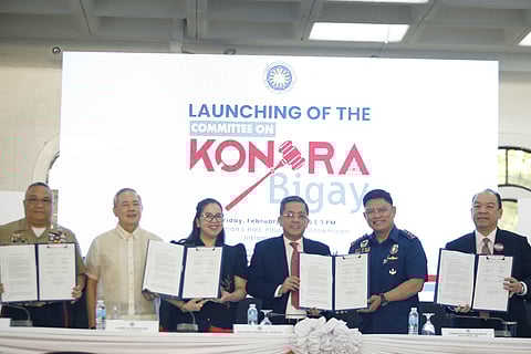 THE Commission on Elections signed a memorandum of agreement with law enforcement agencies and other stakeholders at the launching of Committee on Kontra Bigay at the Palacio del Gobernador in Intramuros, Manila on 7 February. The Comelec has issued a resolution allowing warrantless arrests of individuals caught in the act of vote buying and selling. Philippine National Police chief Rommel Francisco Marbil and Comelec Chairman George Erwin Garcia vowed to make the 2025 midterm elections as the safest elections ever.