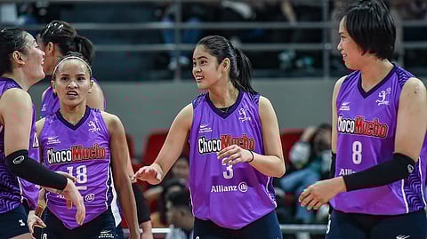 Team effort keeps Flying Titans afloat