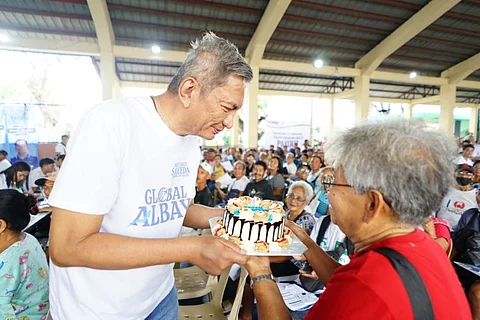 Senate urged: Pass universal pension for elderly