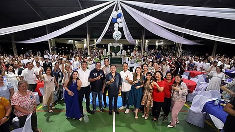 Go shares Valentine’s union of Parañaque couples