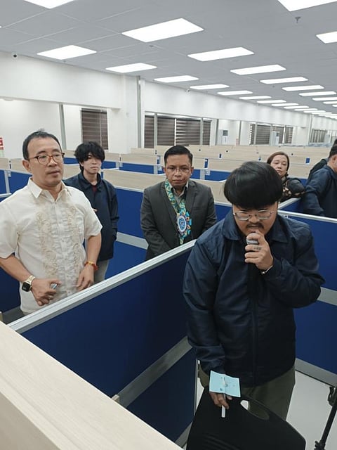 PRC-7 campaign vs. illegal professionals. On barong id RD Narcival Taquiqui