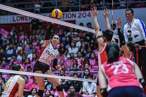 Savi Davison takes the lead role in PLDT’s upset 30-28, 25-21, 23-25, 18-25, 16-14 victory over five-peat-seeking Creamline in their PVL All-Filipino Conference match on Saturday at the Ynares Center in Antipolo.