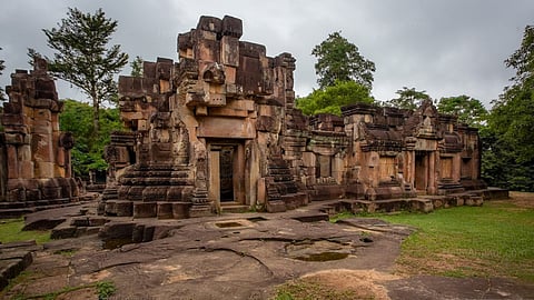 Thailand protests after Cambodian women sing at disputed border temple