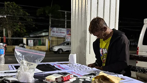 A HIGH-VALUE drug suspect was arrested after a buy-bust operation in Barangay 3, San Ildefonso, San Nicolas, Ilocos Norte. Authorities seized 300 grams of shabu worth P2,040,000, but the suspect denied ownership of the illegal drugs.