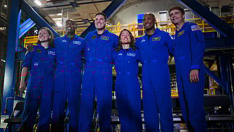 MIGUEL CARRILLO/Agence france-presse
Grounded? Crew members of the Artemis mission may not fly at all after years of training. All depends on US President Donald Trump.