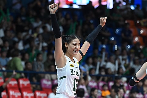 Angel Canino gives De La Salle University a much-needed boost following their opening-day defeat in the UAAP Season 87 women’s volleyball tournament.