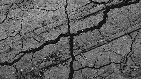 Magnitude 6.1 hits off Sulawesi, Indonesia