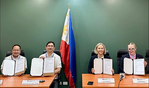 (L-R) Director Felicisimo Pangilinan – Planning and Project Development, DOTR; Jesus Ferdinand “Andy” Ortega – Undersecretary for Road Transport and Infrastructure, DOTR; Anna Älgevik, Acting Director for Project Accelerator at Swedfund; Mrs. Diana Janse, the Swedish State Secretary for International Development Cooperation and Foreign Trade