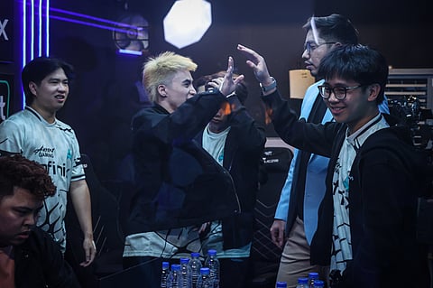 Aurora beats ONIC PH