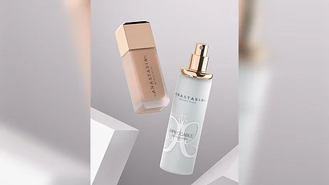 Anastasia Beverly Hills Impeccable Blurring Second-Skin Matte Foundation & Impeccable Setting Spray.