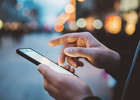 Pinoy family falls prey to fake consulate staff