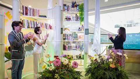 SM Supermalls president Steven Tan, Book Nook pioneer Architect Shereen Sy and Australian Ambassador HK Yu unveiled the first Australia Corner in Manila at the SM Podium.