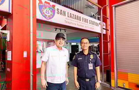 Manila Electric Company vice president and head of Corporate Communications Joe R. Zaldarriaga (left) meets with Manila Fire District Fire S/Supt. Aristotle Bañaga at the San Lazaro Fire Station following the reinforcement of fire safety and prevention awareness as part of the company’s advocacy to empower the public on proactively practicing fire safety.