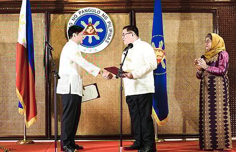 MAGUINDANAO del Norte Gov. Abdulraof Macacua was named by President Ferdinand Marcos Jr. as the new interim chief minister of the Bangsamoro Autonomous Region in Muslim Mindanao, succeeding Ahod 'Al Haj Murad' Ebrahim.