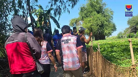 THE DSWD Field Office 3-Central Luzon, together with the Provincial Government Unit and Local Government Unit Municipal Technical Working Group of Zaragoza, Nueva Ecija, conducted site validation for Project LAWA and BINHI to ensure the successful implementation of the program in the province this year.