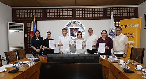 (From left) Department of Education (DepEd) External Partnerships Services (EPS) Director Ciela Mendoza, DepEd Assistant Secretary Cilette Liboro Co, DepEd Secretary Sonny Angara, City Savings Bank (CitySavings) Chair of the Board Ana Aboitiz - Delgado, CitySavings President and CEO Manuel Santiago, Jr. CitySavings AVP - Reputation and Brand Management Paula Viegelmann - Ruelan, and CitySavings SVP - External Relations Head Atty. Roel Eric Garcia.