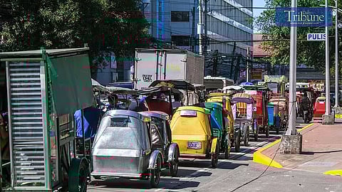 Discayas help Pasig tricycle drivers